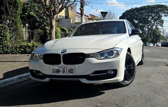 BMW 320i 2.0 SPORT 16V TURBO GASOLINA 4P AUTOMÁTICO BMW 320i 2.0 SPORT 16V TURBO GASOLINA 4P AUTOMÁTICO